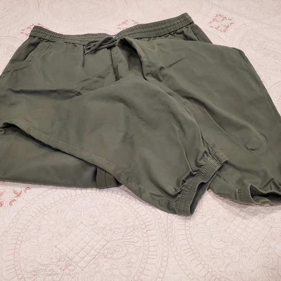 Vans womens pants in olive green. XXL 12 to 14 - Picture 4 of 6